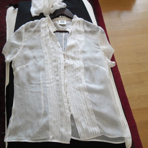 Madeleine silk shirt like new, 3-piece set, size L