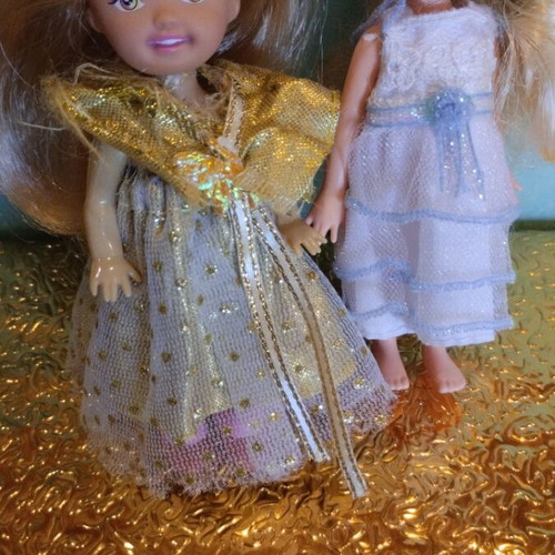 Kelly dolls little princess pack of 2 like new