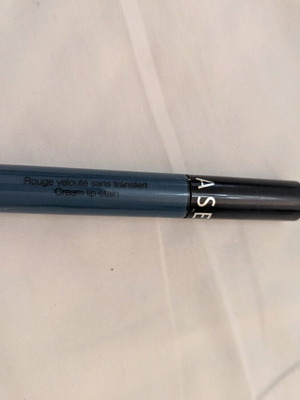 Sephora Rouge veloute sans transfert cream lip stain употребяван