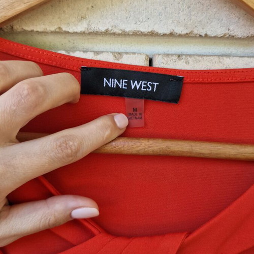 Nine West summer blouse size M like new, red polyester