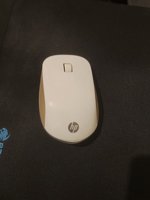 Wireless HPZ5000 mouse with Deepcool N1 laptop cooler base