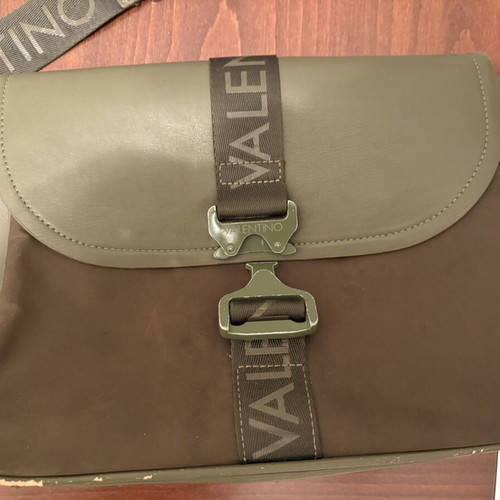 Valentino crossbody bag used, green, slightly faded corners