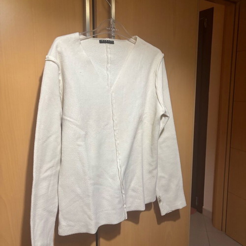 Sisley Women White Pull Over One Size like new