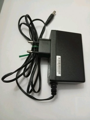 Power adapter 12V 2A like new for small devices