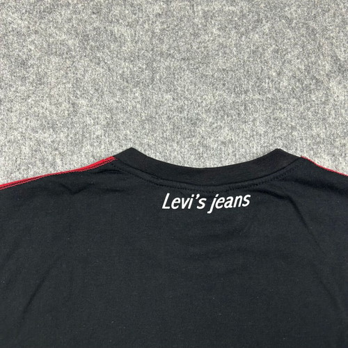 Levi's T-shirt men's small black used