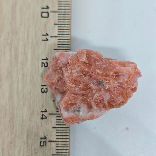 Authentic orange calcite crystal 25g like new with intense crystalline structure