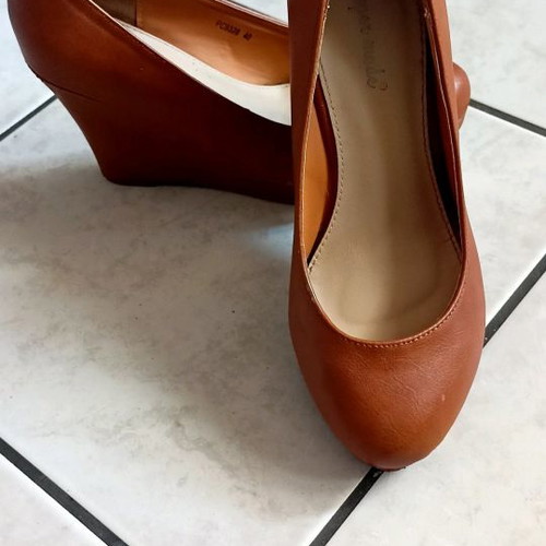 Super Mode women's winter platform shoes used size 40 brown leather
