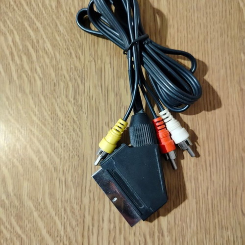 Cable 1 x SCART male - 3 x RCA male like new