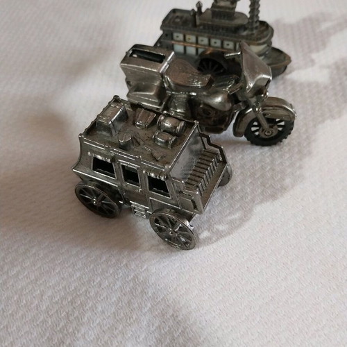 Metal pencil sharpeners like new, set of 3 pieces