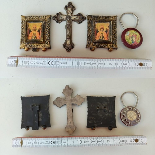 Collection of 14 religious icons like new, various styles and sizes