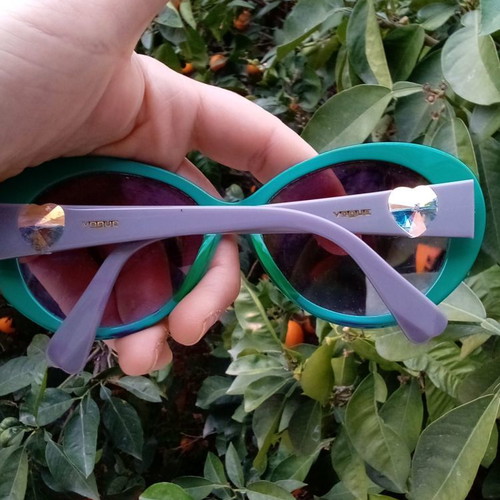 Vogue sunglasses used with presbyopia lenses