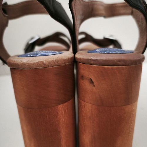 Jeffrey Campbell boho wooden sandals size 41 like new, black