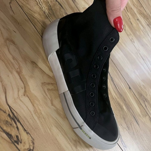 Diesel women's sneakers like new, size 39, black