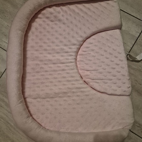 San Diego Bébé Eco-Nursing Pillow like new, pink