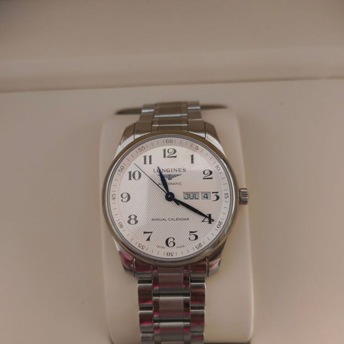 Longines Master Collection Annual Calendar watch like new, 40mm, white and silver