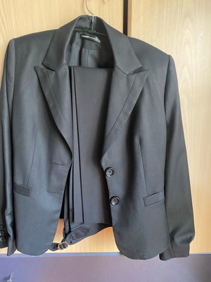 Madelen suit new, women's, black, size S