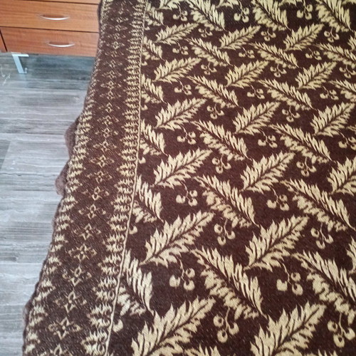 Wool Blanket like new with handmade crochet lace, 1.70x2.40m