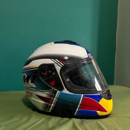 MT helmet kids size small like new