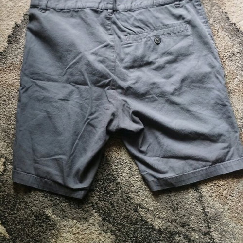 H&M men's bermuda shorts like new, gray, size W34