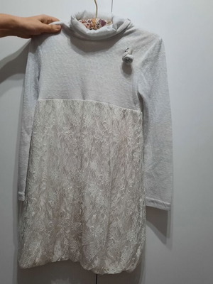 Girls' dress Chief white size 14 years like new