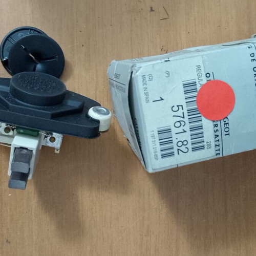 Peugeot 205 305 309 405 J5 Alternator Regulator 5761.82 New Genuine