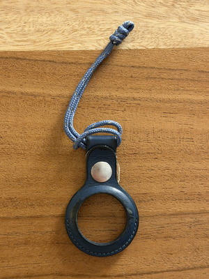 Δερμάτινη θήκη loop για Apple AirTag navy μπλε σαν καινούργιο