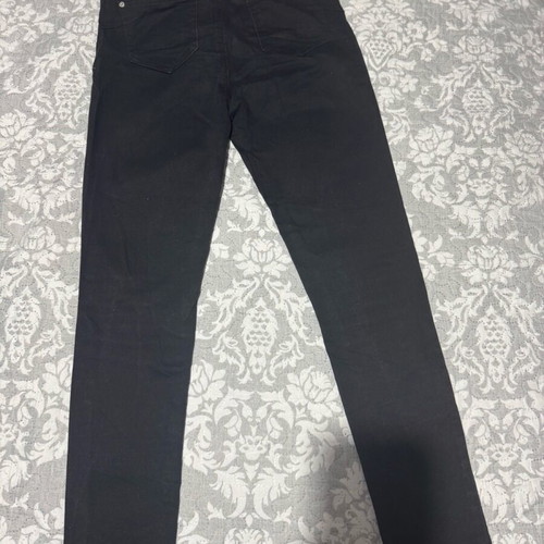 Black jeans with rips like new, size M