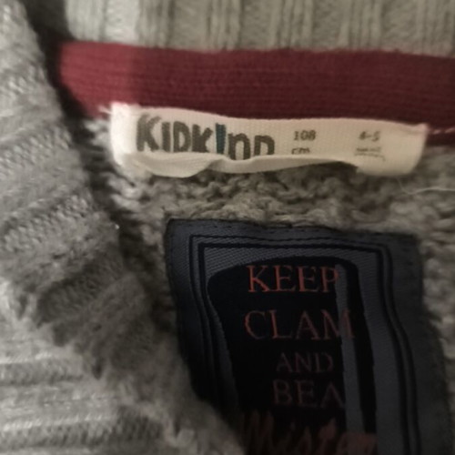 Knitted cardigan like new, age 4-5 years