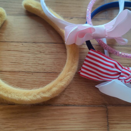 Children's headbands like new, multicolor