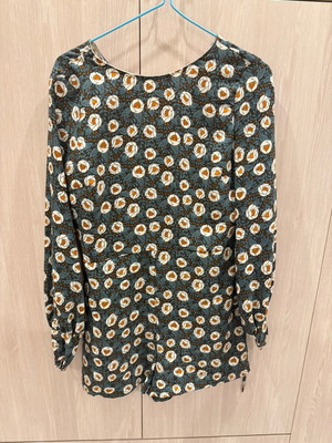 Floral one-piece shorts Zara size medium like new