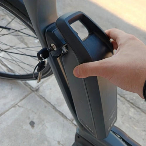 Electric bike with rechargeable battery, brand new