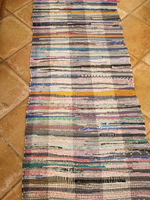 Handmade hallway rug like new with various colors