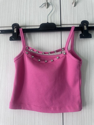 Pink girls' top with rhinestones used, size 5-6 years