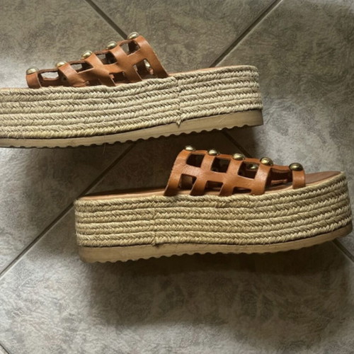 Makis Kotris sandals like new, size 39, beige and gold