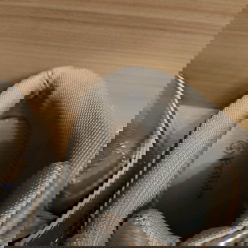 Αθλητικά παπούτσια ασημί σαν καινούργια, νούμερο 40