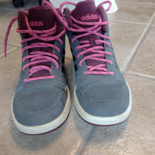 Adidas kids sneakers size 35 used, pink