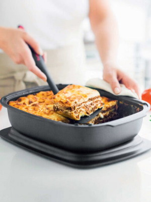 Tupperware Wide Spatula 32 cm, new