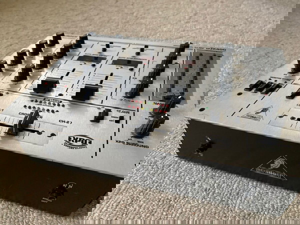  behringer pro mixer djx400