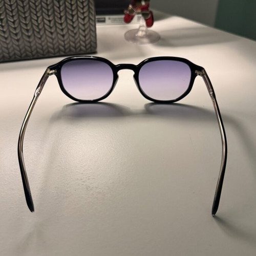 David Beckham sunglasses used, black