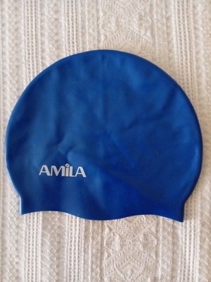 Amila swimming cap like new, silicone