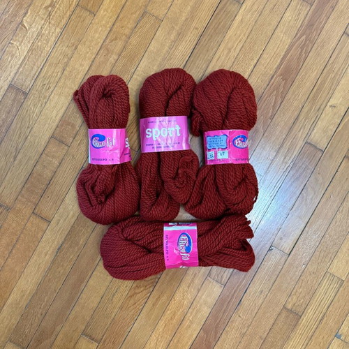 Ergofil carpet embroidery yarn new, wool 100 g, 4 skeins