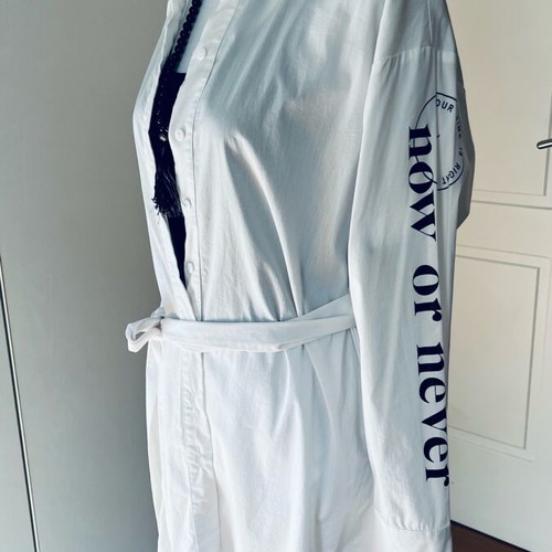 On Line long shirt white like new, size S