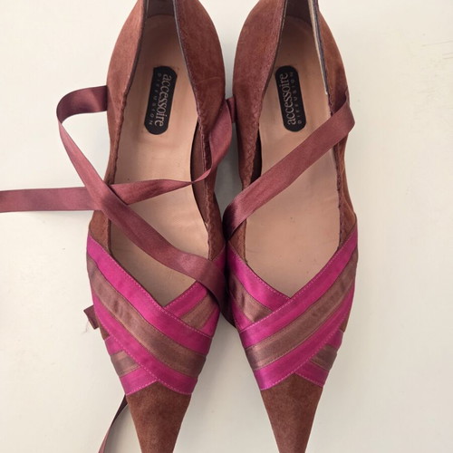 Accessoire Diffusion pointed ballet flats like new, colorful suede