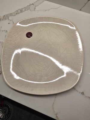 Plate 27 cm diameter