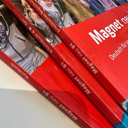 Magnet neu B1 pack used, German language