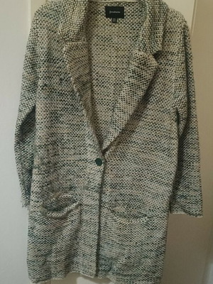 Stradivarius cardigan No M beige like new