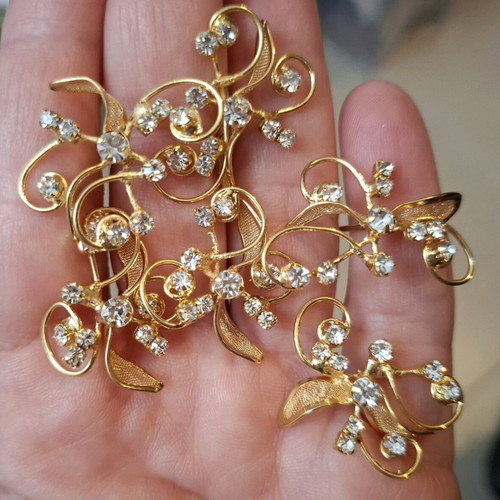 Hair accessories new, pack of 12 with rhinestones in silver and gold