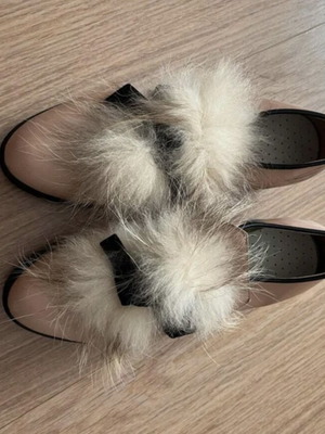 Pargiana leather loafers with fur and black sole like new, size 39, pink