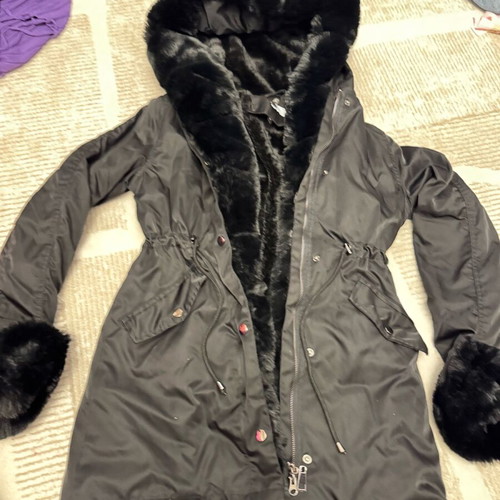 Black jacket used with removable fur lining and adjustable waist size S