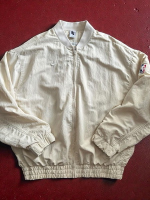 Fear of God x Nike light cream basketball jacket size M like new